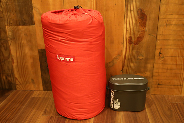 Supreme North Face dlomite Sleeping Bag
